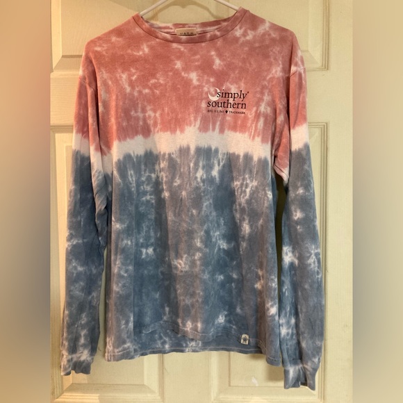Tops - Simply Southern t-shirt.